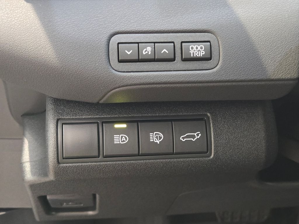 2026 Toyota bZ Woodland Woodland Premium - Photo 27