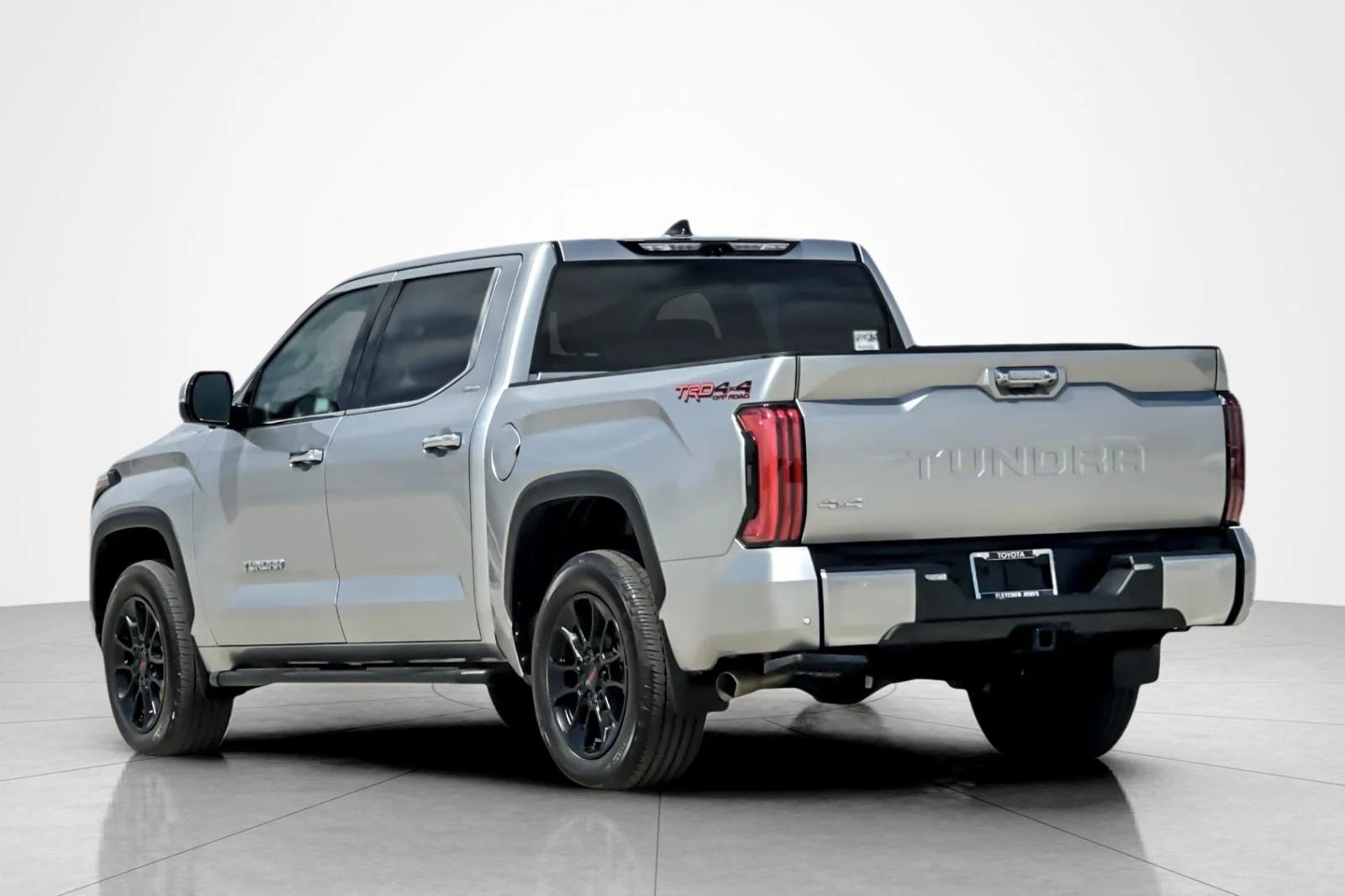 Used 2023 CELESTIAL SILVER MET Toyota Limited image 3