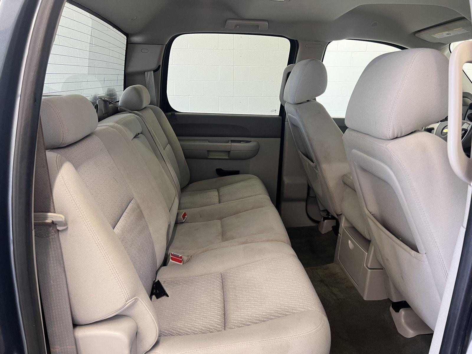 Used 2013 Blue Granite Metallic Chevrolet LT image 7