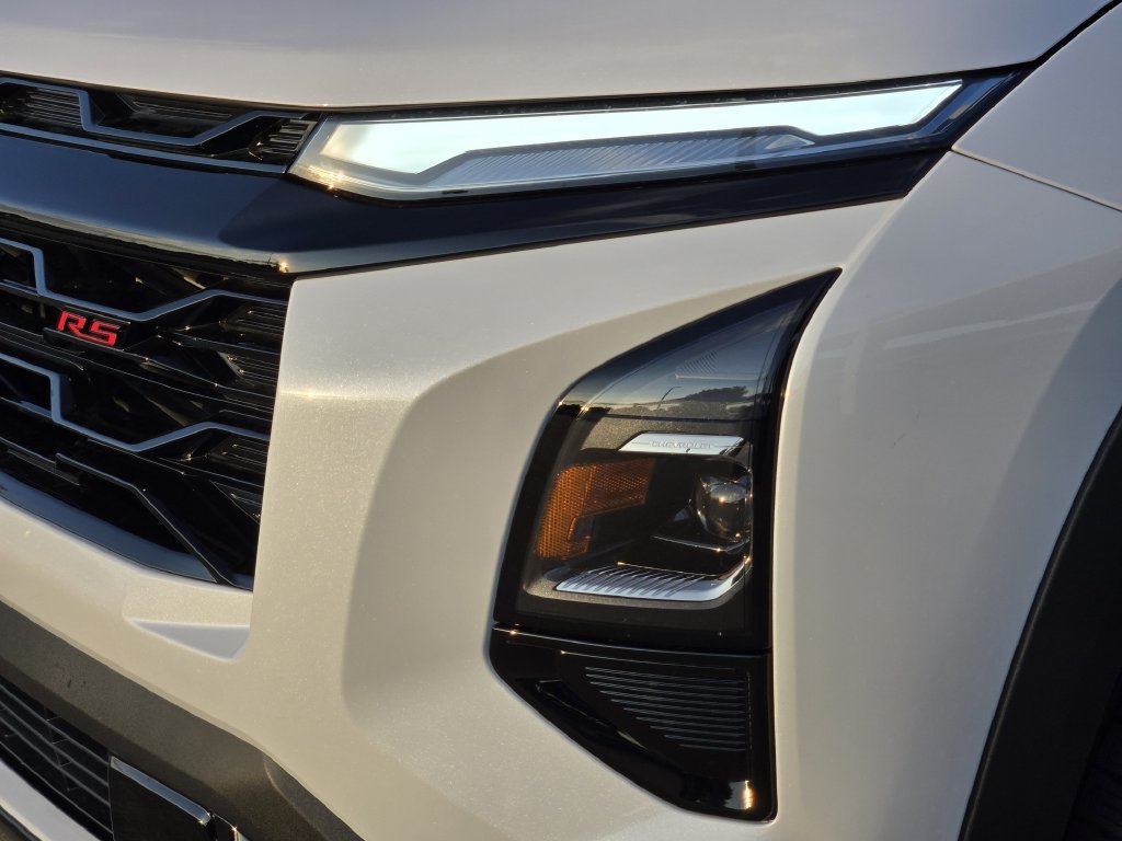 2027 Chevrolet Equinox RS - Photo 20