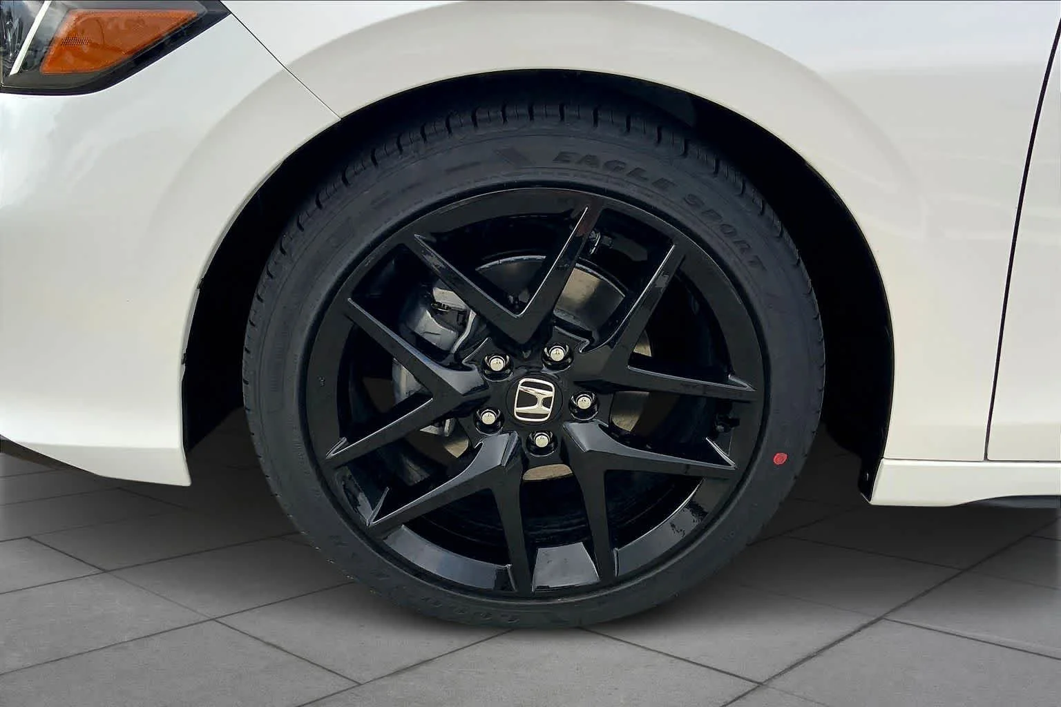New 2026 Platinum White Pearl Honda 2WD SPORT image 12