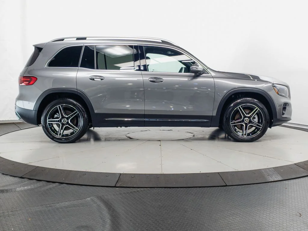 Certified Used 2026  Mercedes-Benz GLB 250 image 32
