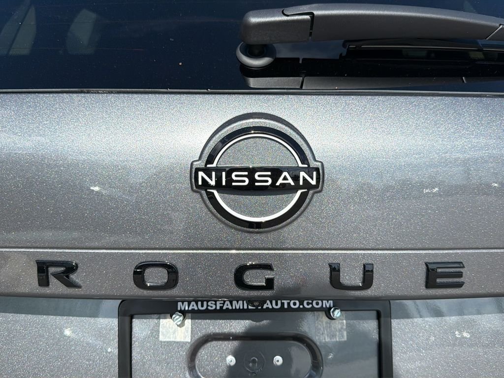 New 2026 Gray Nissan Dark Armor image 16