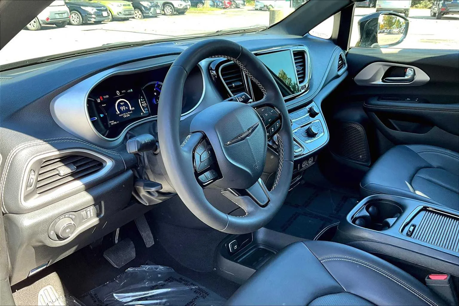 Used 2024 Bright White Clearcoat Chrysler Hybrid S Appearance Pkg image 17