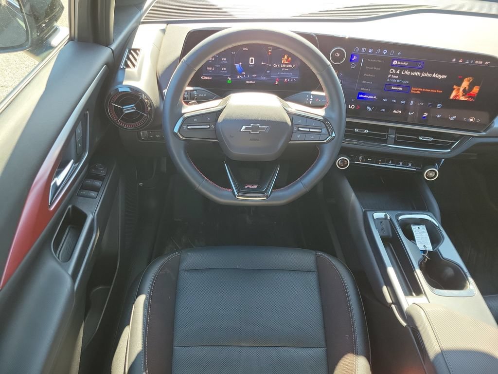 2024 Chevrolet Equinox EV RS - Photo 13