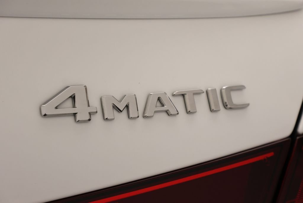 New 2026 Polar White Mercedes-Benz C 300 image 10