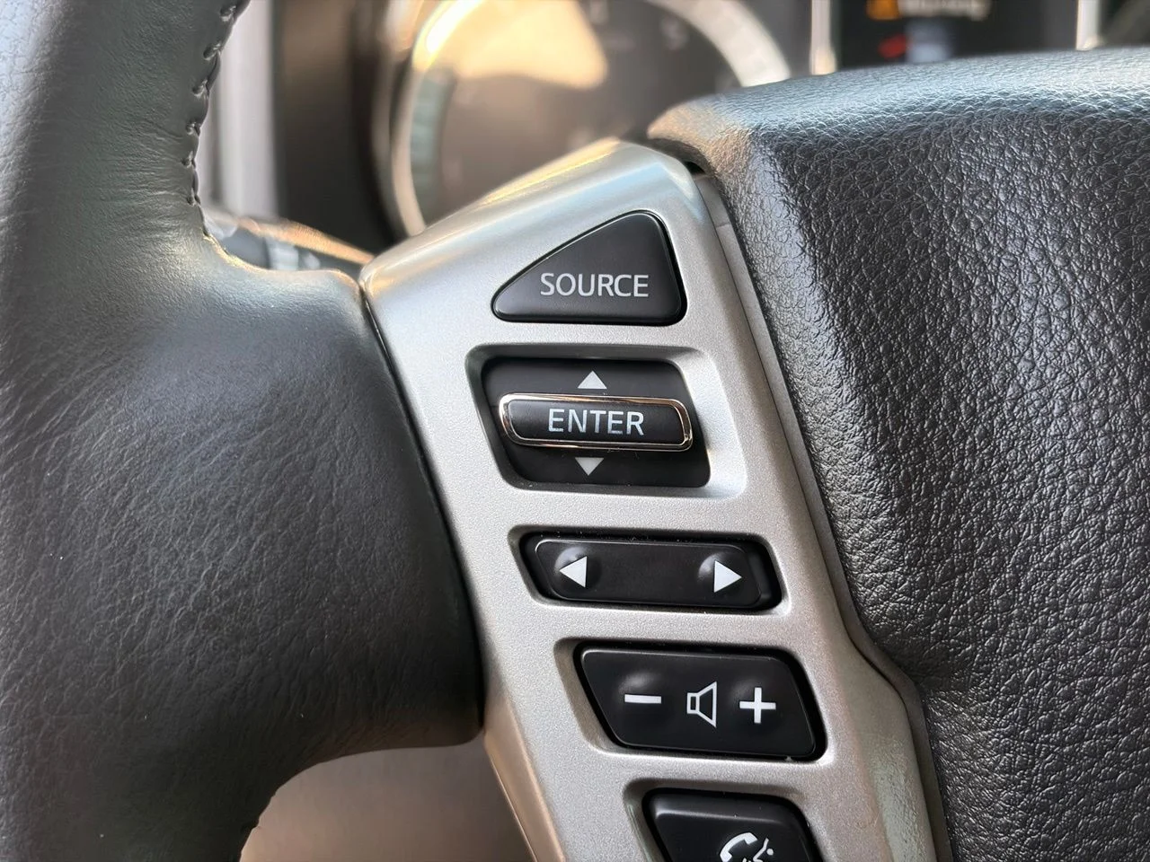 Used 2018 Magnetic Black Nissan SV image 25
