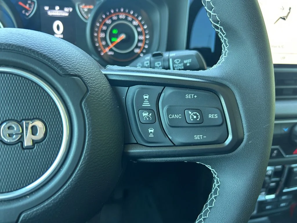 Used 2025 Gray Jeep Willys image 33