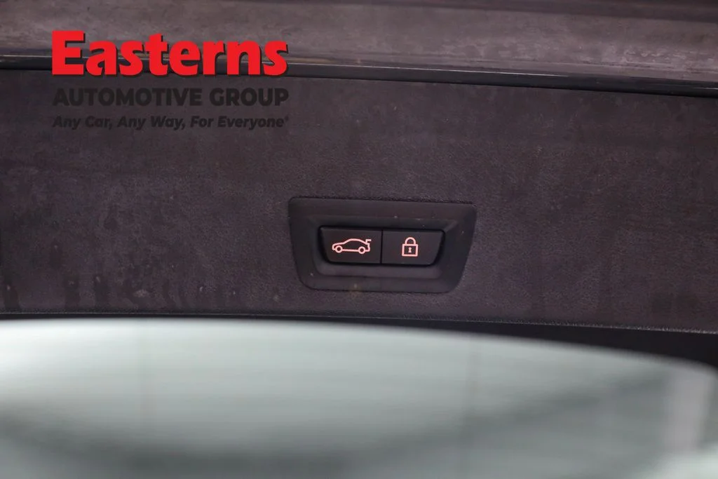 Used 2023 Gray BMW M50i image 23