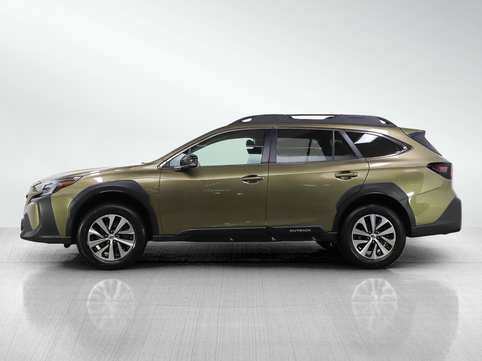 Used 2023 Subaru Outback Premium with VIN 4S4BTACC1P3100902 for sale in Burnsville, Minnesota