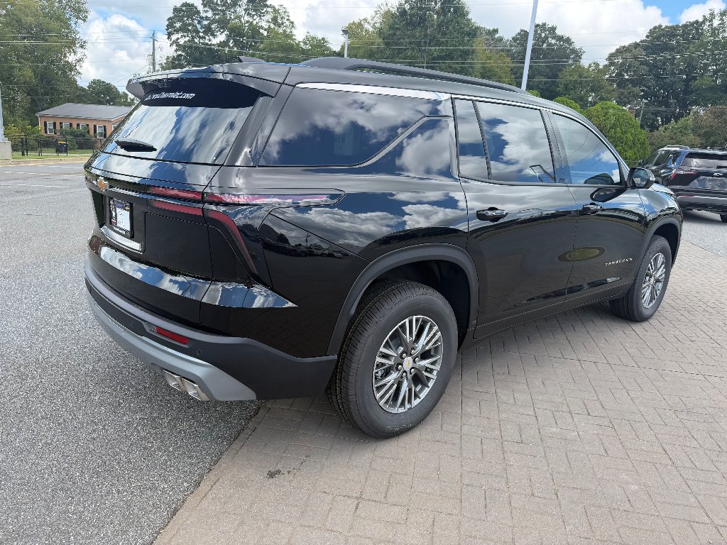 New 2027 Mosaic Black Metallic Chevrolet LT image 8