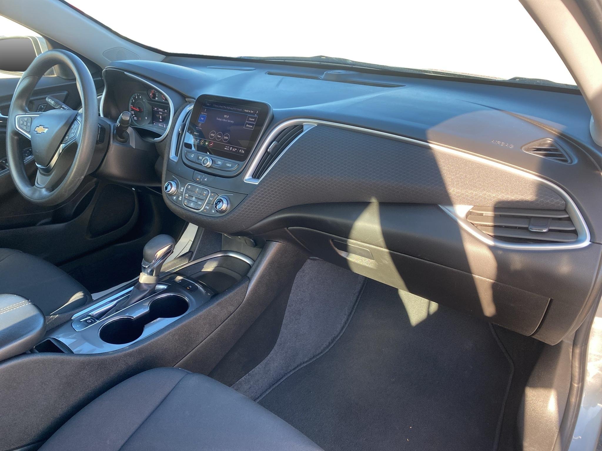 2025 Chevrolet Malibu 1LT - Photo 8