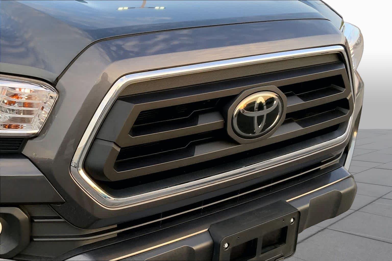 Used 2023 Magnetic Gray Metallic Toyota SR5 image 29