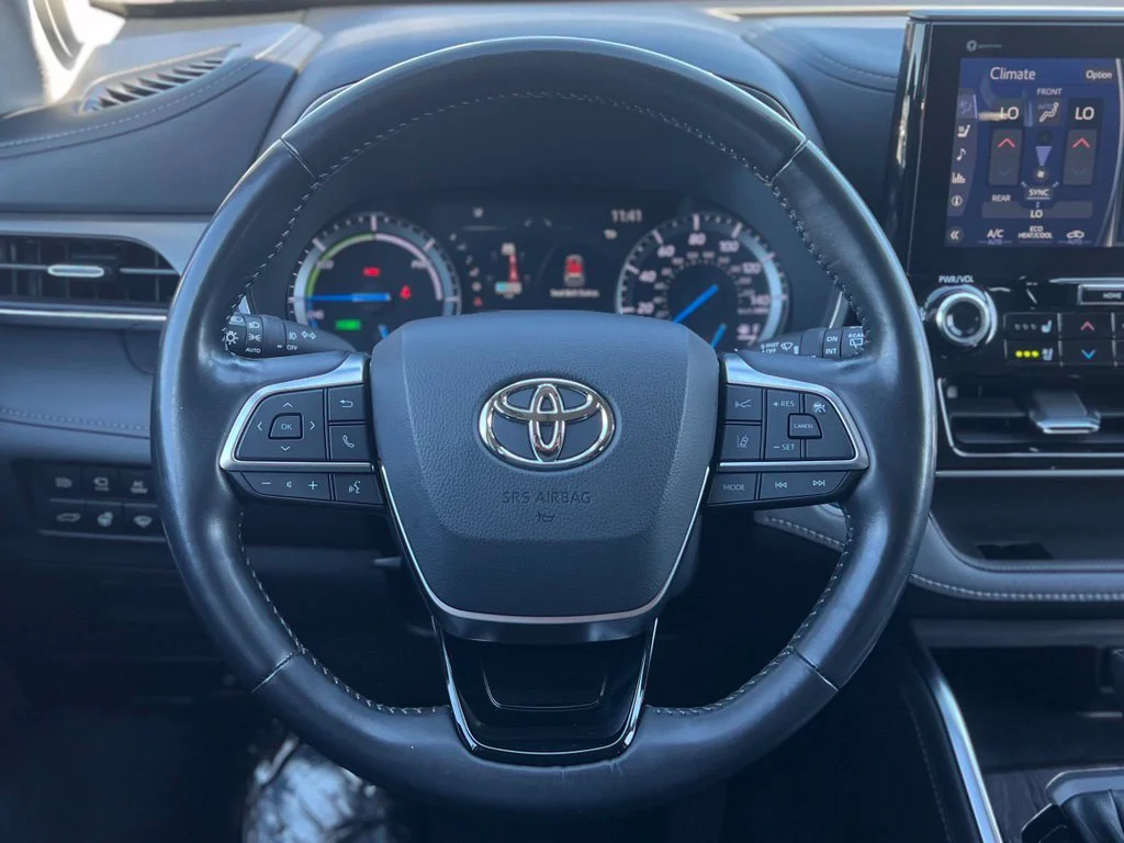 Used 2021 Gray Toyota Limited image 18