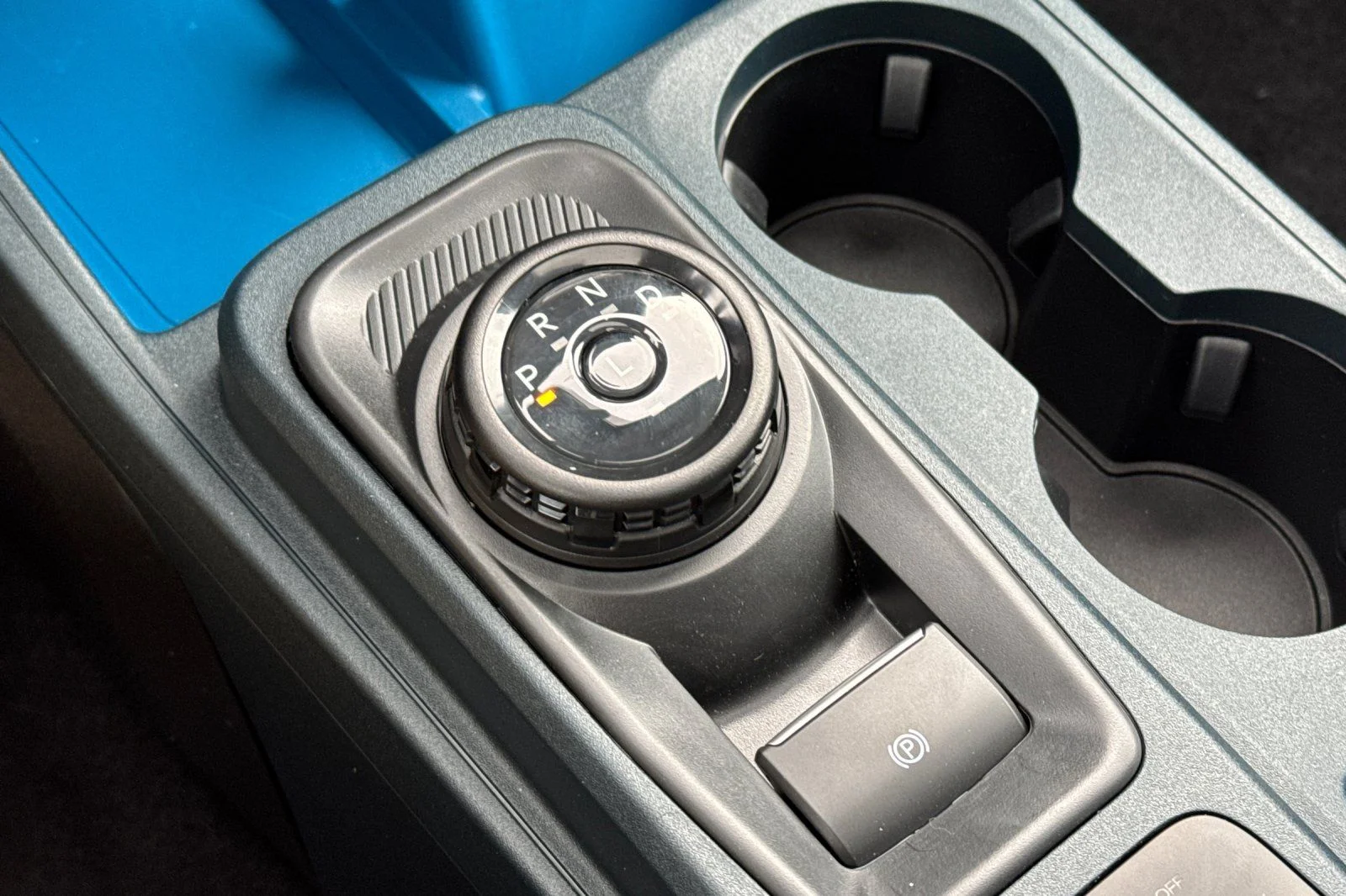 New 2026 Azure Gray Metallic Tri-Coat Ford XLT image 22