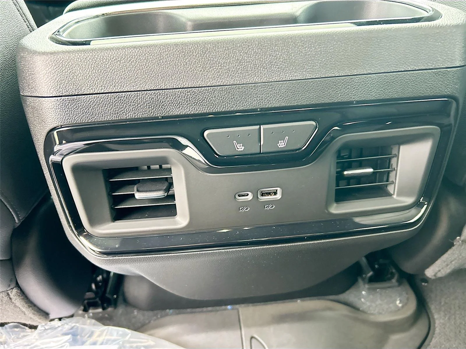 2026 GMC Sierra 3500HD AT4 - Photo 23