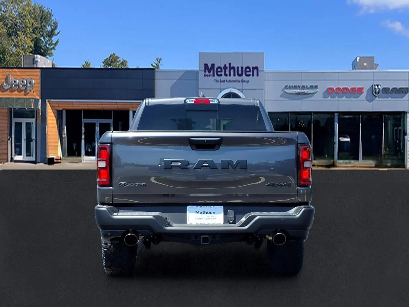 New 2026 Granite Crystal Metallic Clearcoat Ram Rebel image 5