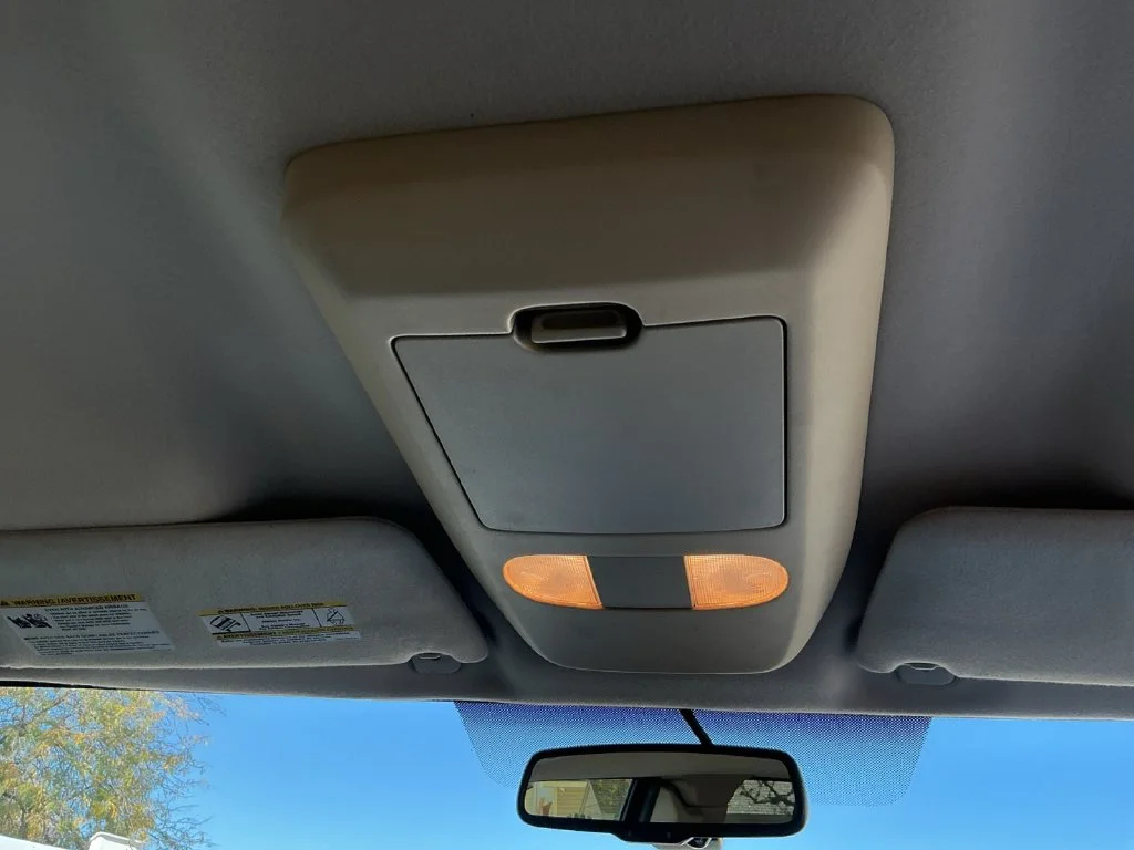 Used 2007 White Ford Lariat image 34