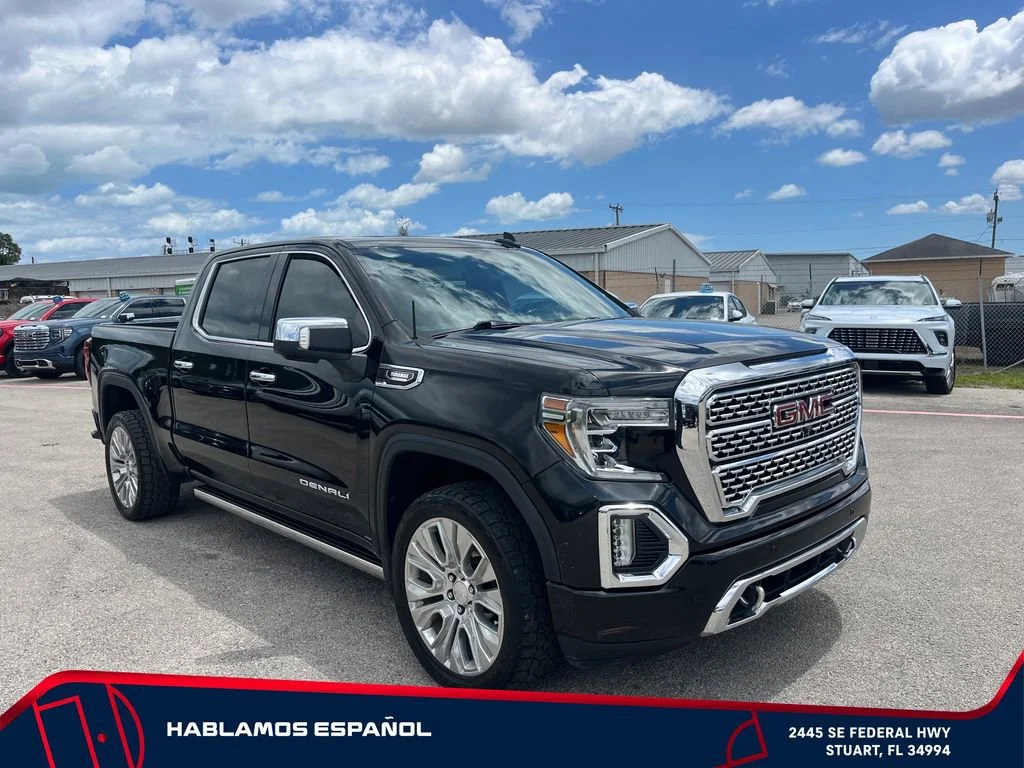 Used 2020 Onyx Black GMC Denali image 2