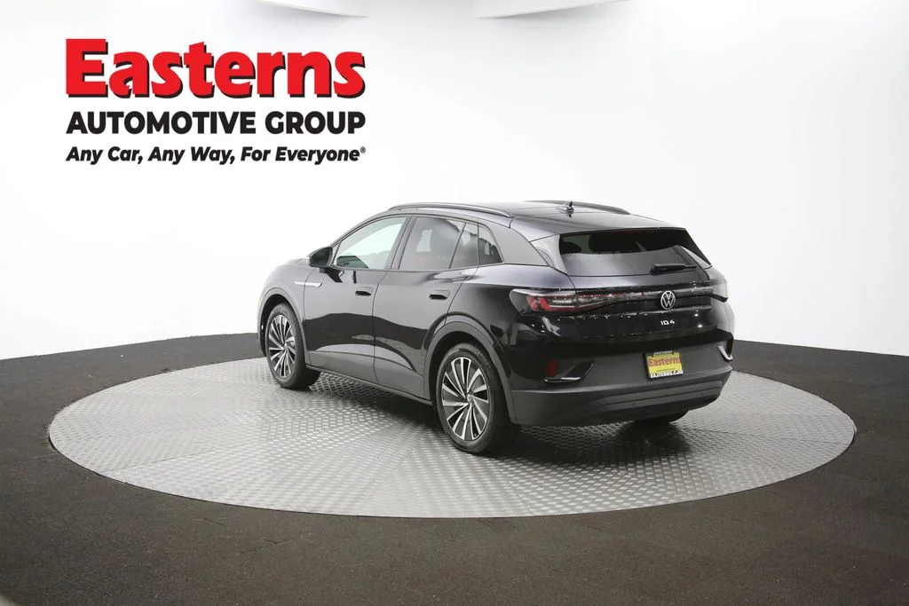 Used 2024 Black Volkswagen S image 61