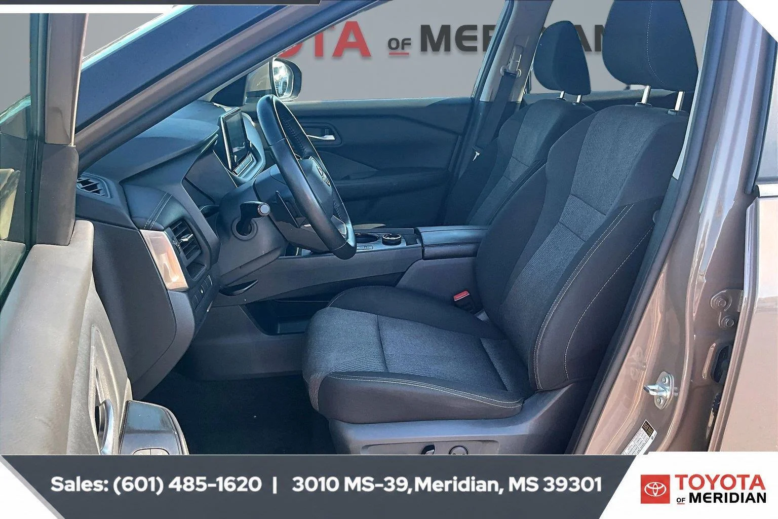 Used 2025 Baja Storm Metallic Nissan SV image 18