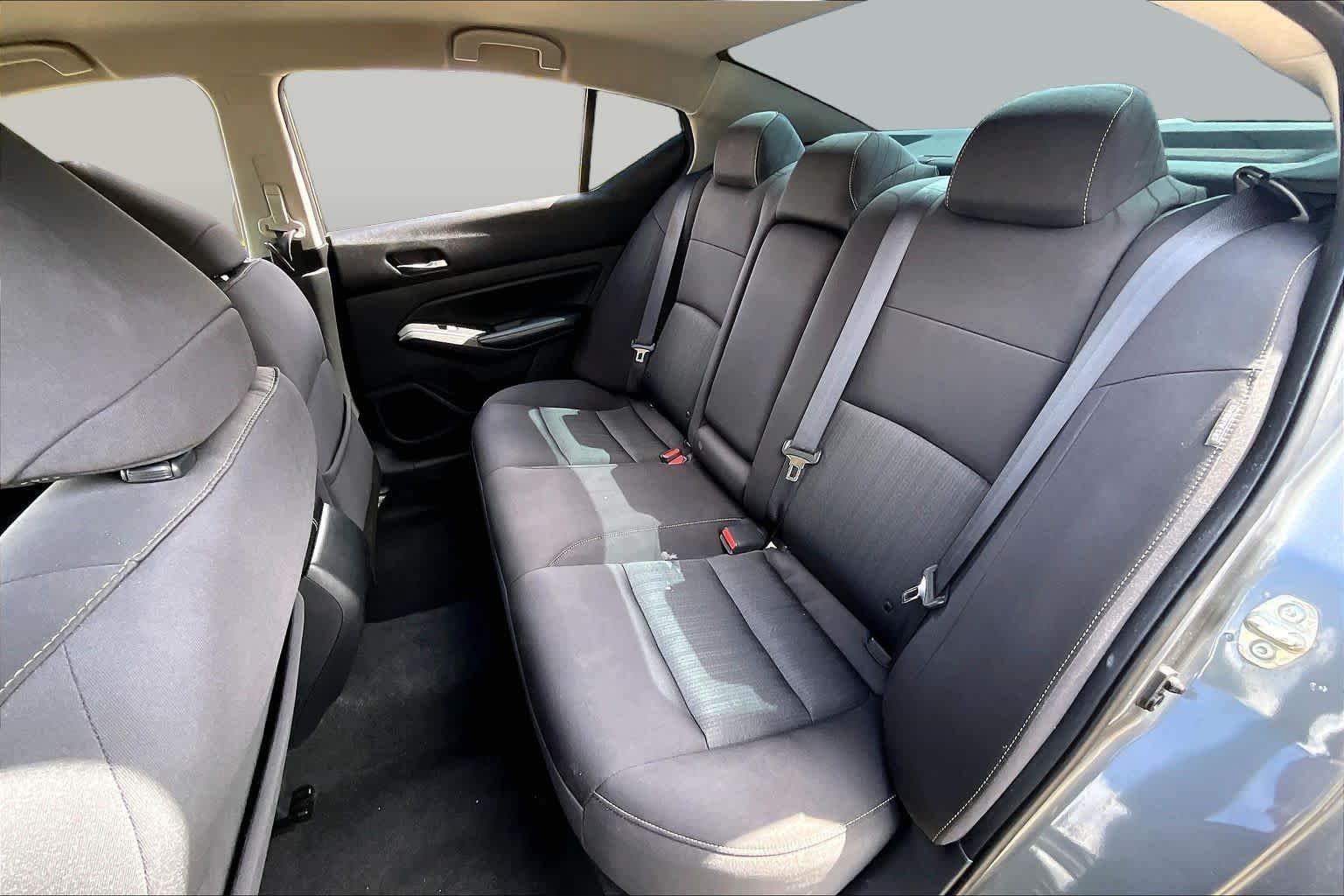 Used 2020 Gun Metallic Nissan 2.5 S image 18
