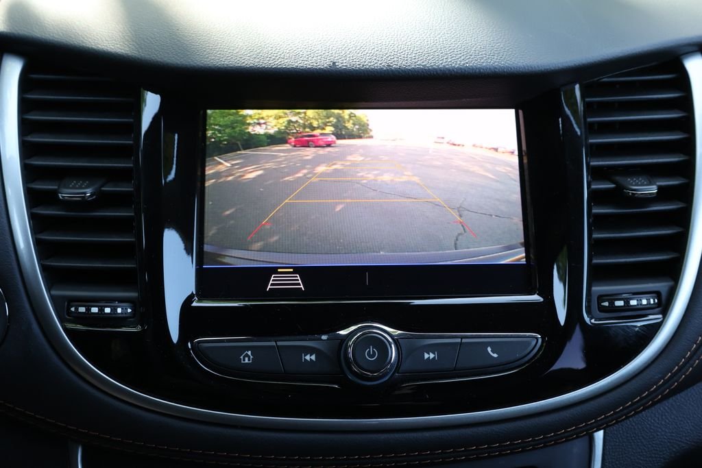 2022 Chevrolet Trax LT - Photo 17