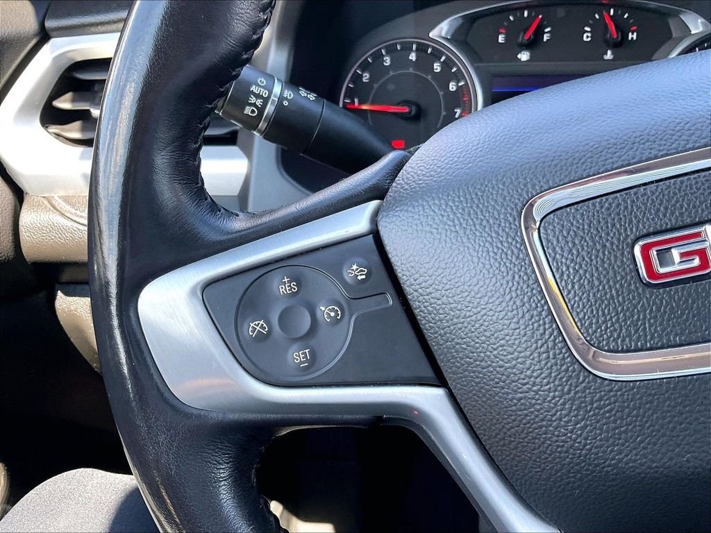 Used 2022 Cayenne Red Tintcoat GMC SLT image 23
