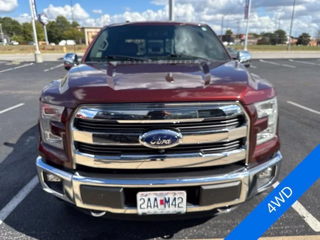 Used 2015 Red Ford King Ranch image 2