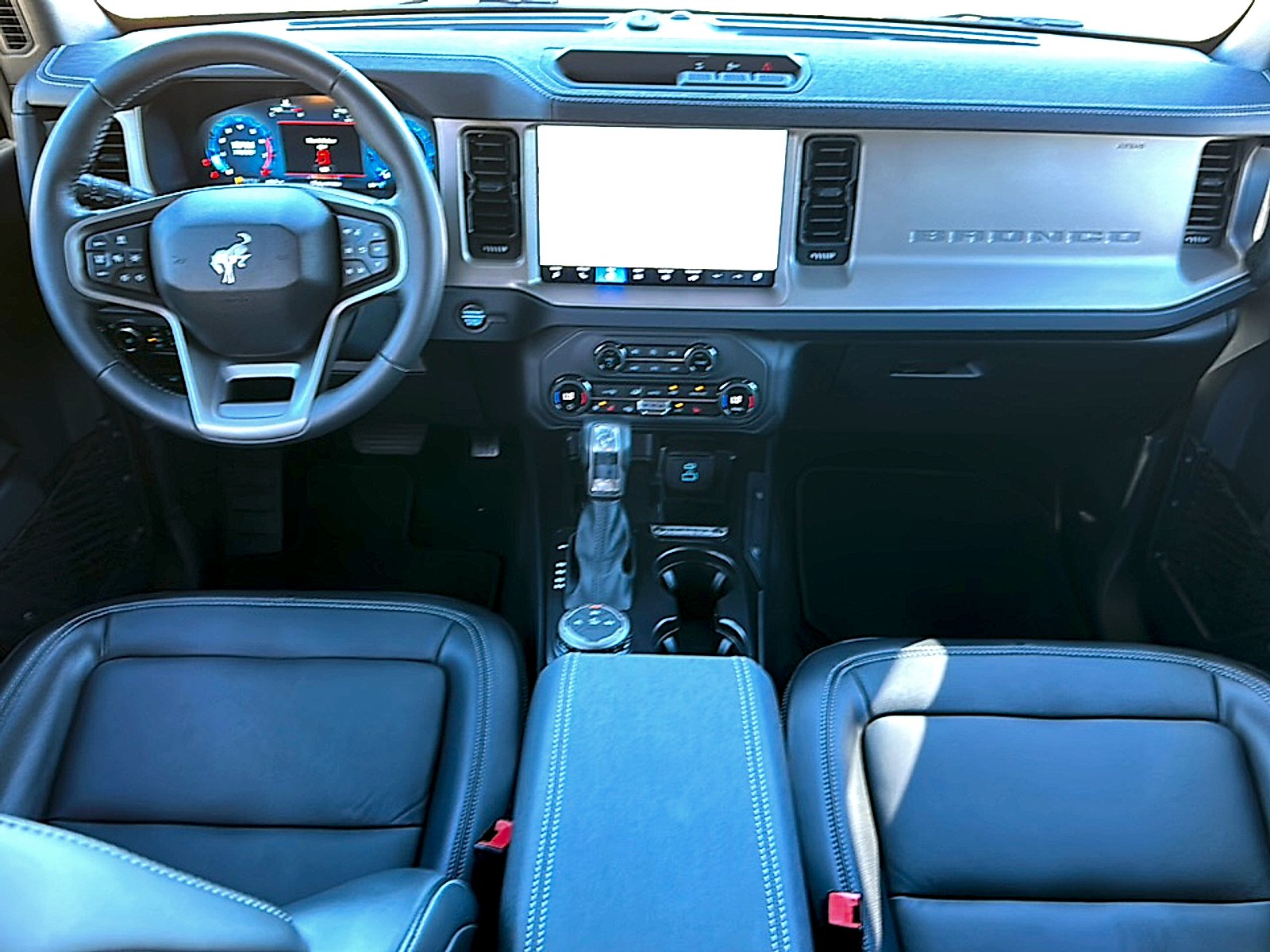 Used 2025 Azure Gray Metallic Tri-Coat Ford Outer Banks image 20