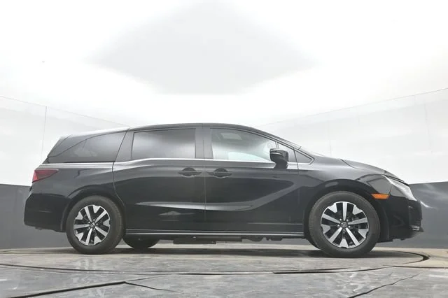 2025 Honda Odyssey EX-L - Photo 106