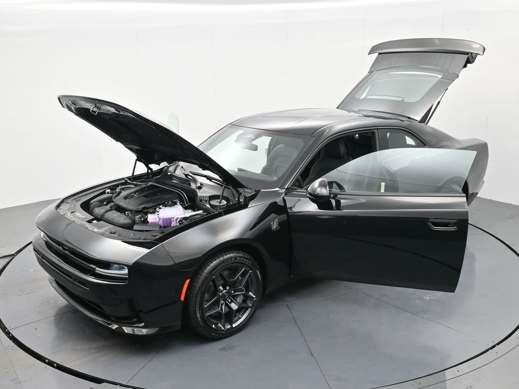 New 2026 Diamond Black Crystal Pearlcoat Dodge Scat Pack image 43