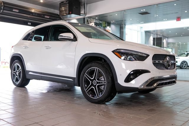 New 2026 Polar White Mercedes-Benz GLA 250 image 37