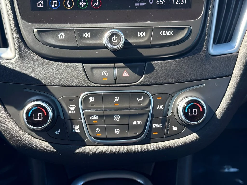 Used 2025 Gray Chevrolet LT image 17