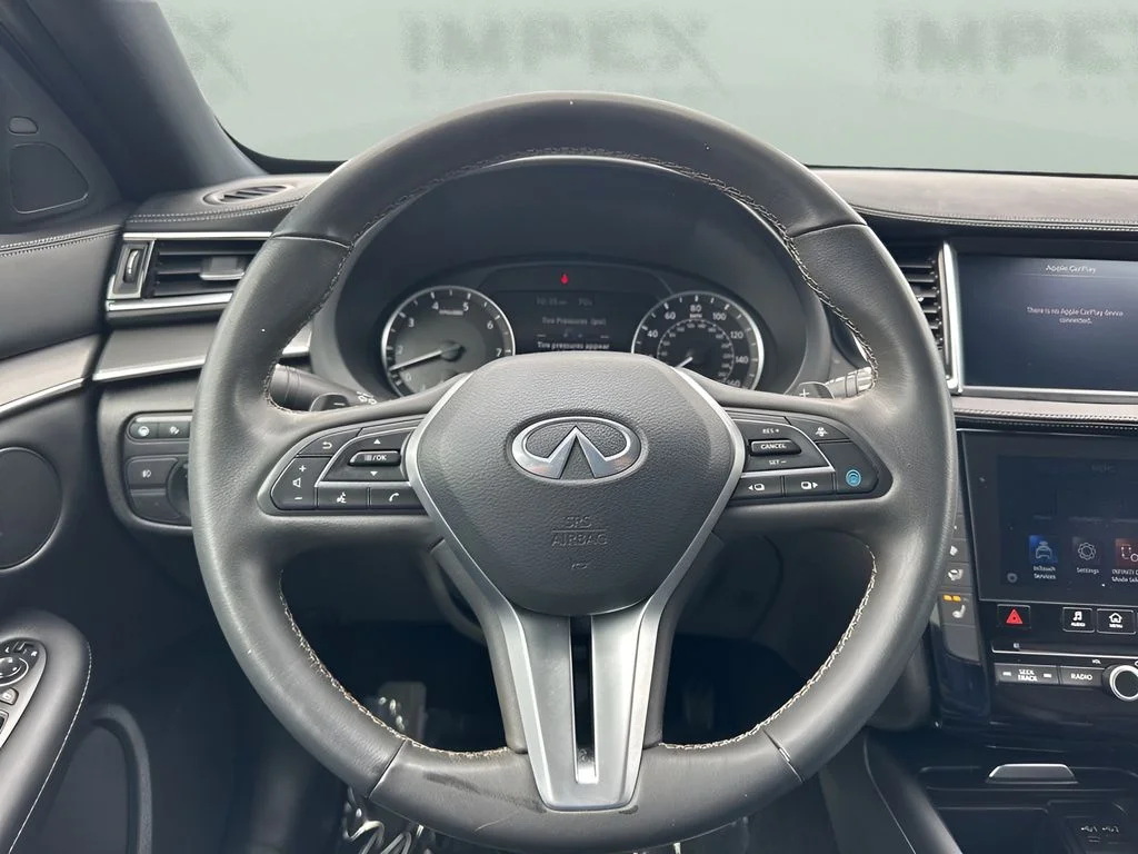 Used 2023 Gray INFINITI LUXE image 14
