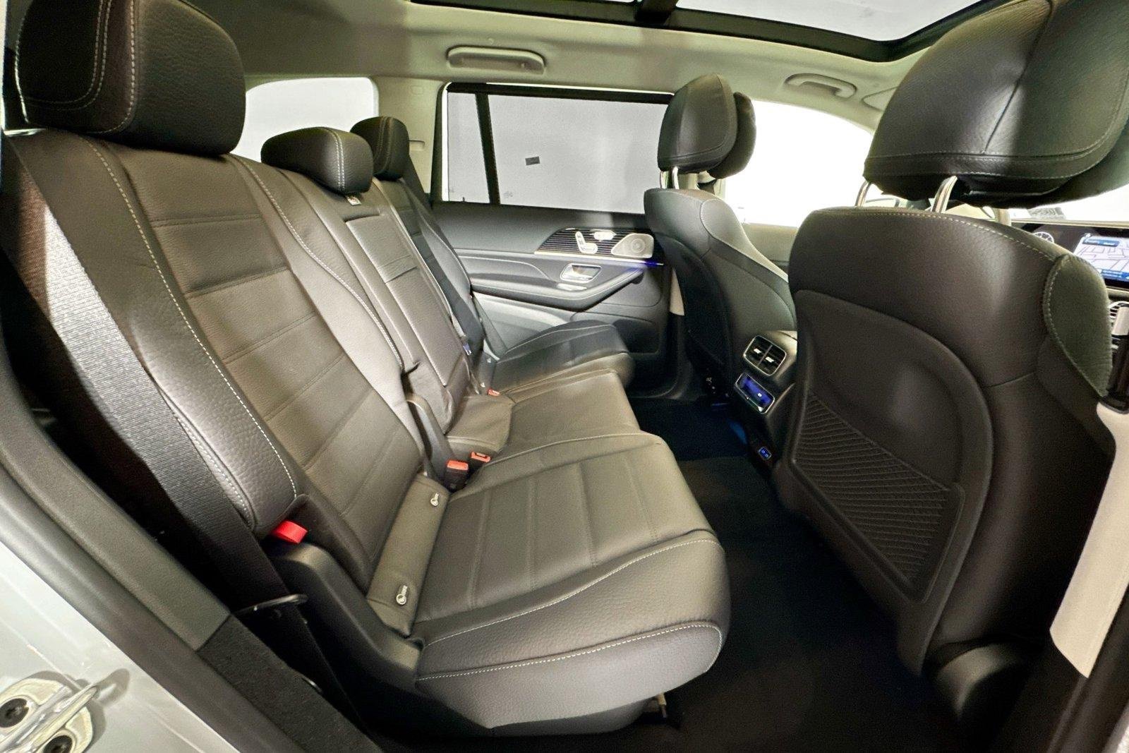 New 2026 Manufaktur Alpine Grey Mercedes-Benz GLS 450 image 25