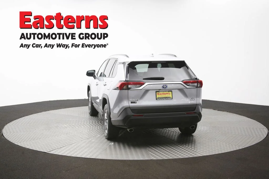 Used 2024 Silver Toyota XLE image 64