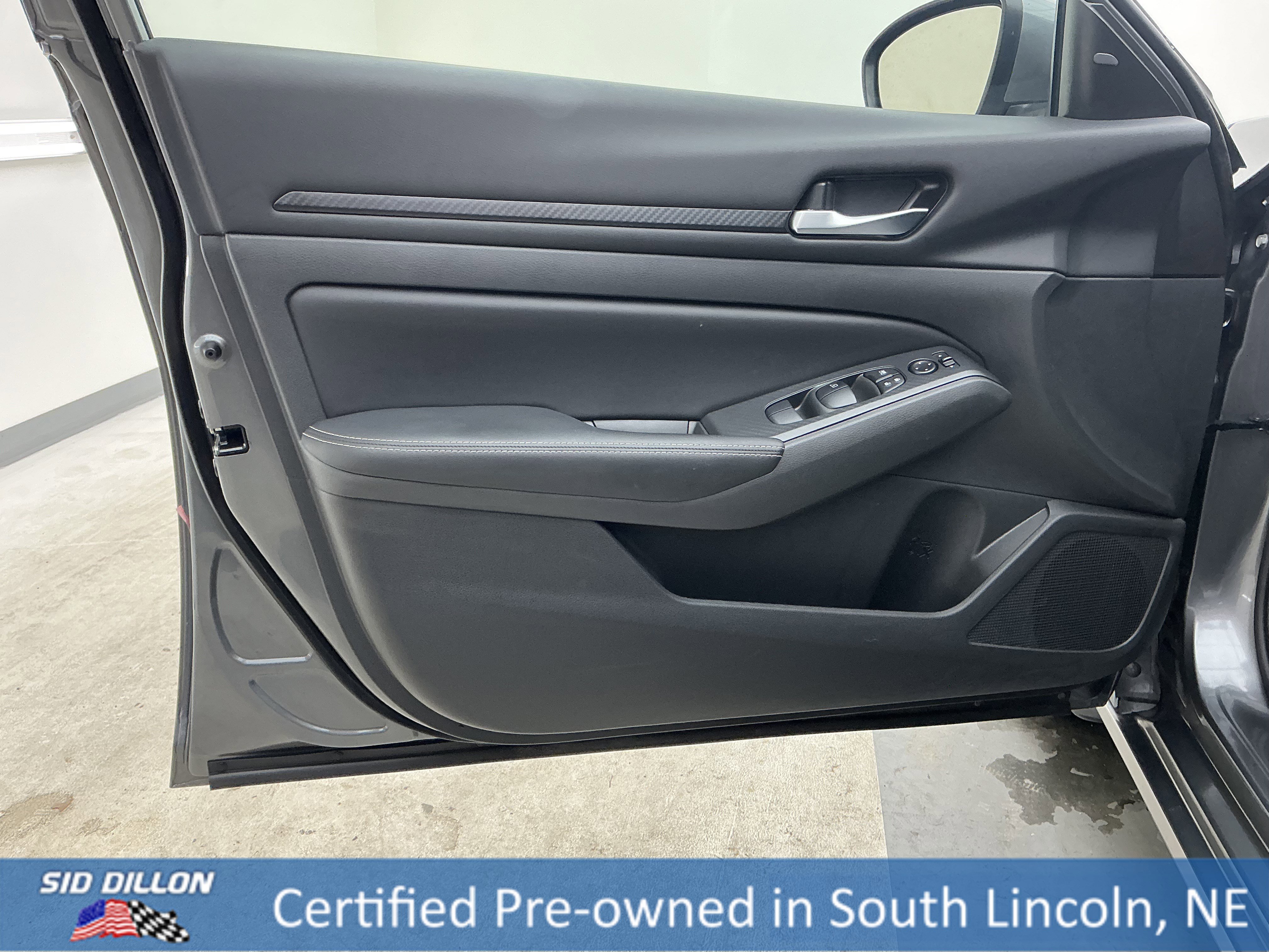 Used 2024 Gun Metallic Nissan 2.5 SV image 15