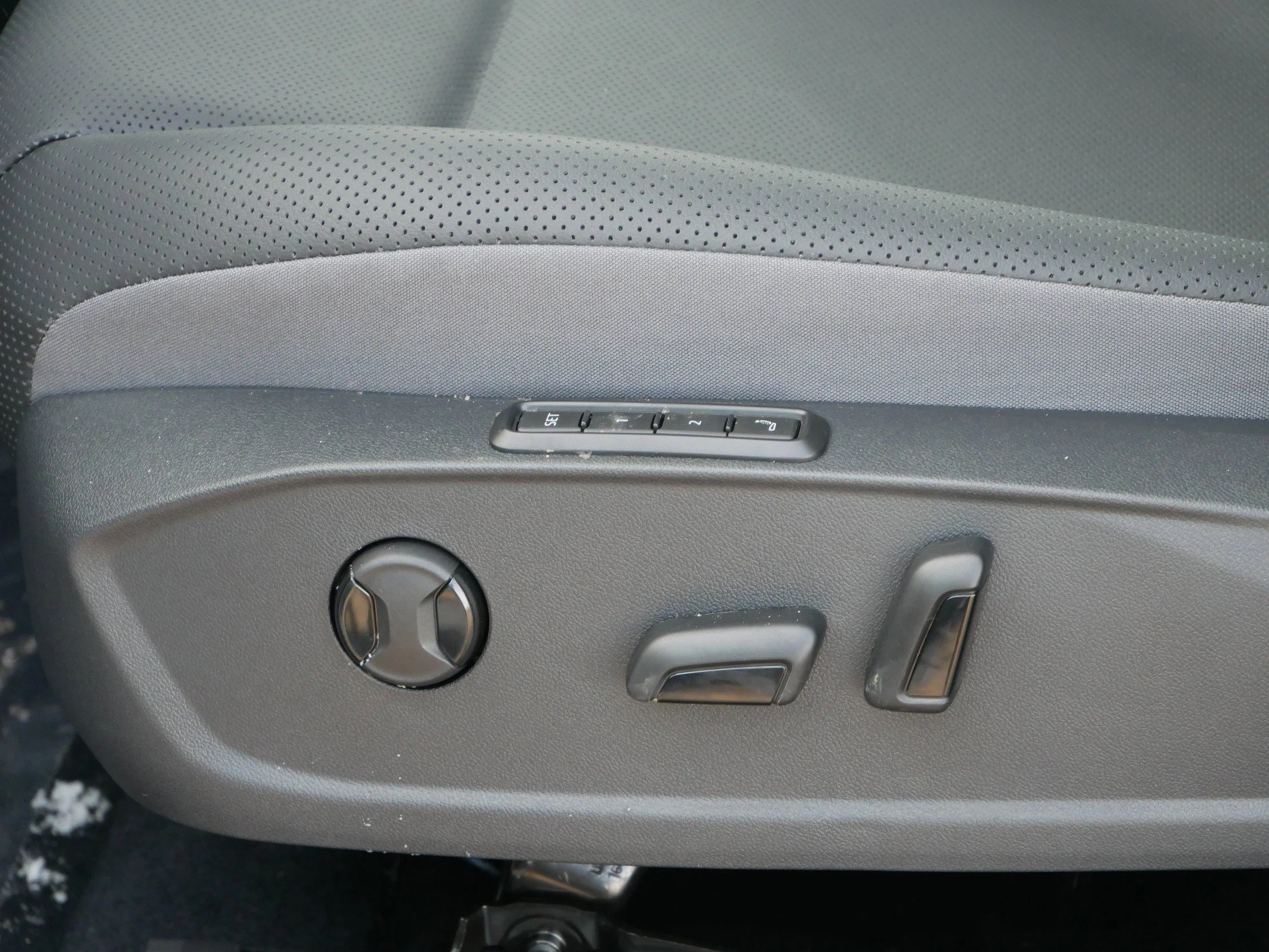 New 2026 Opal White Pearl Volkswagen Pro S image 5