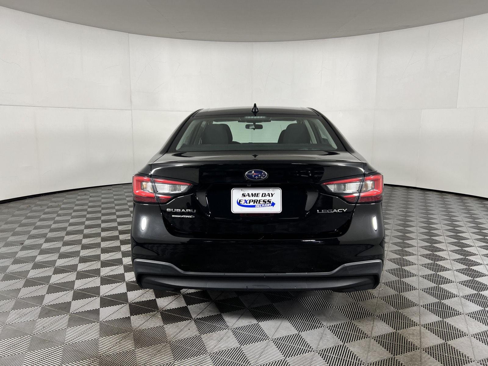 Used 2024 Crystal Black Silica Subaru Premium image 27