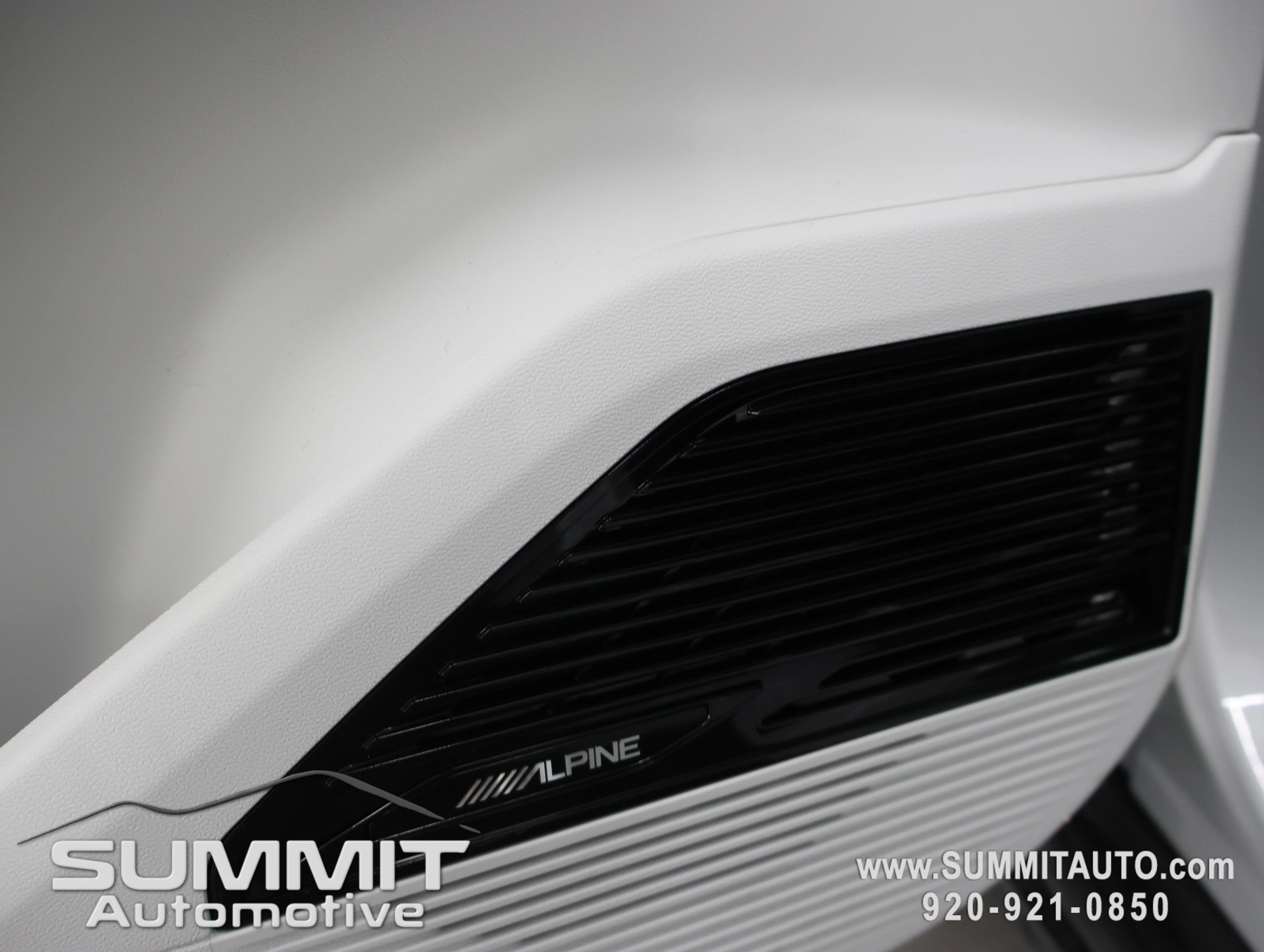 New 2026 Silver Zynith Clear-Coat Exterior Paint Jeep Limited image 46