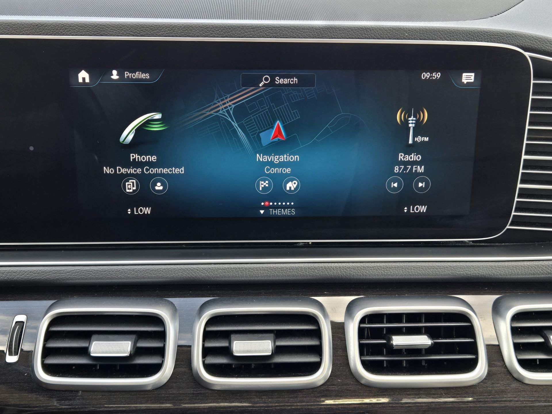 Used 2020 Black Mercedes-Benz GLE 350 image 16