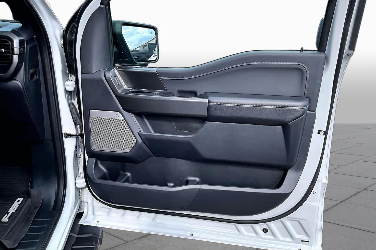 Used 2024 Carbonized Gray Metallic Ford XLT image 23