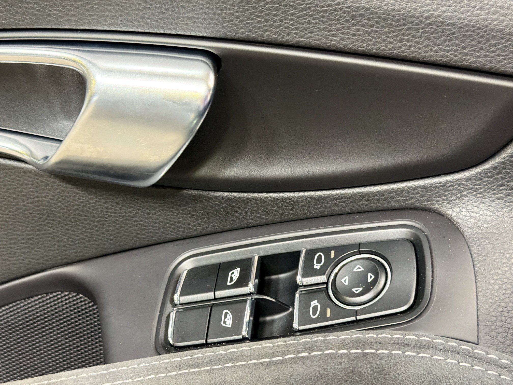 Certified Used 2018 Jet Black Metallic Porsche GT3 image 20