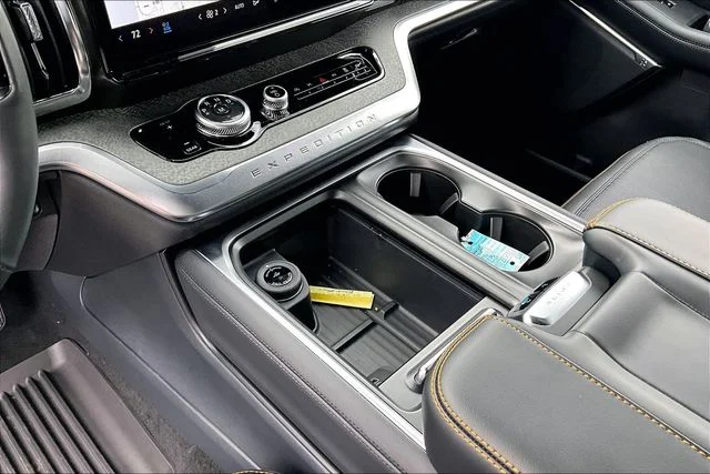 New 2026 White Ford Tremor image 8