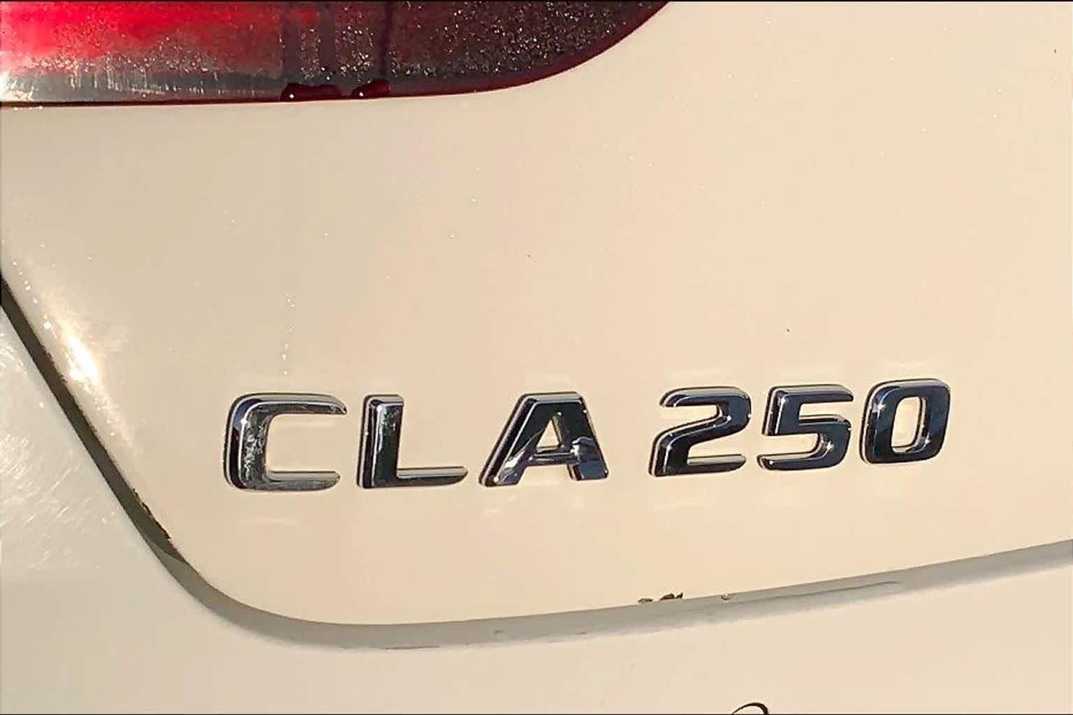 Used 2025 Polar White Mercedes-Benz CLA 250 image 30
