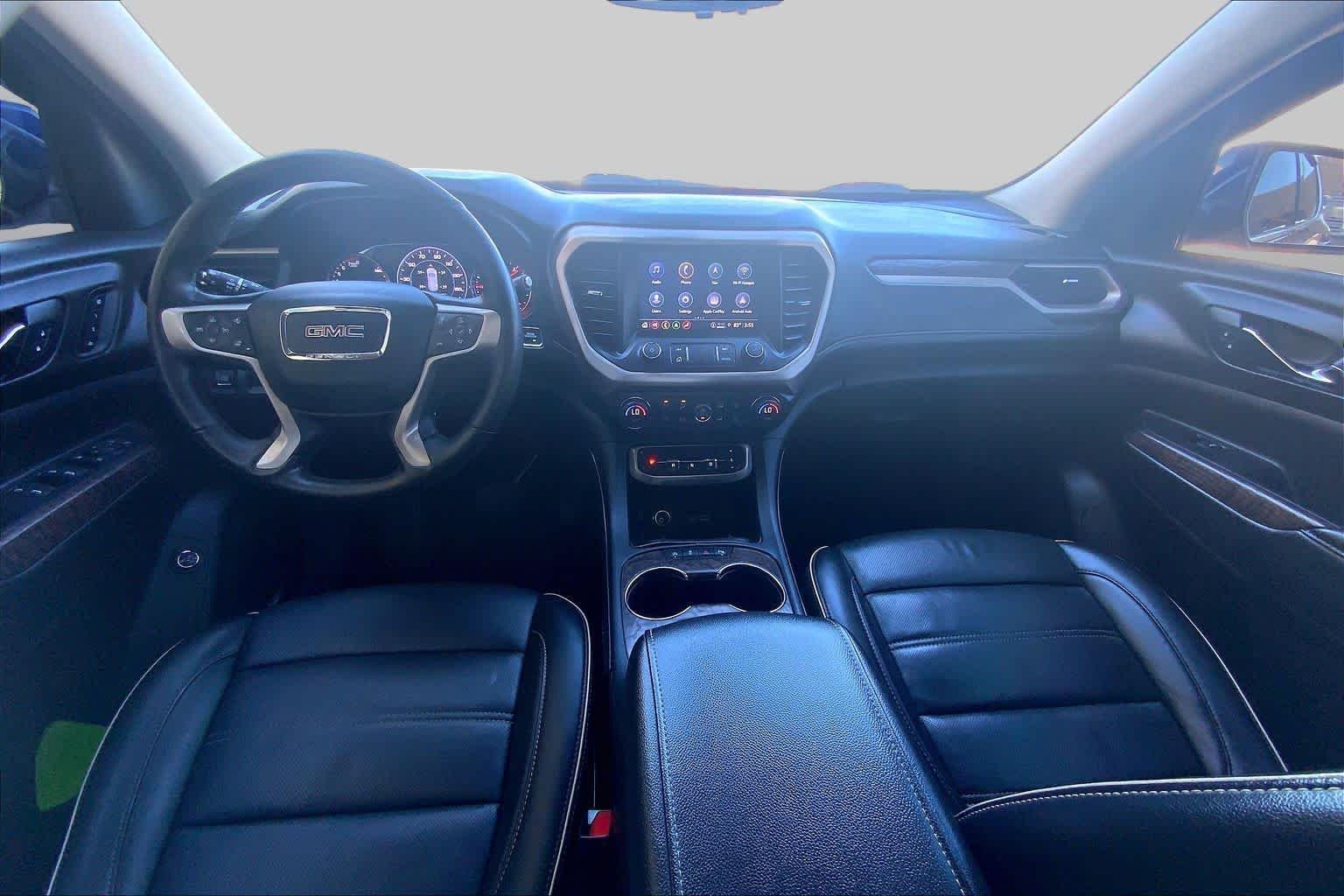 Used 2023 Ultra Blue Metallic GMC Denali image 16