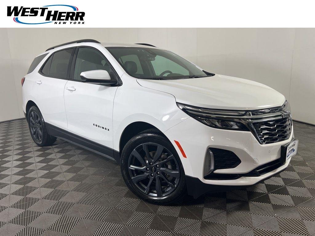 Used 2022 Summit White Chevrolet RS image 1