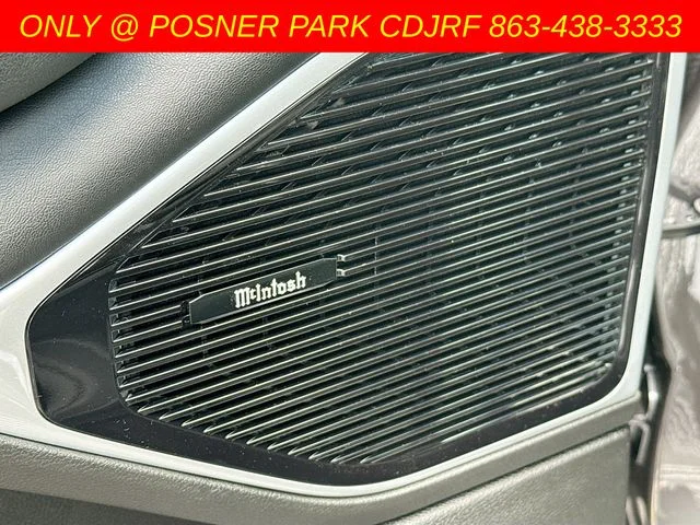 New 2026 Baltic-Gray Metallic Clear-Coat Exterior Paint Jeep Grand Wagoneer image 19