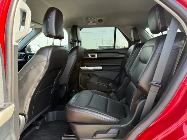 2023 Ford Explorer XLT - Photo 12
